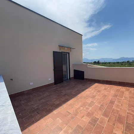 בית נופש Vacanze Parisi *