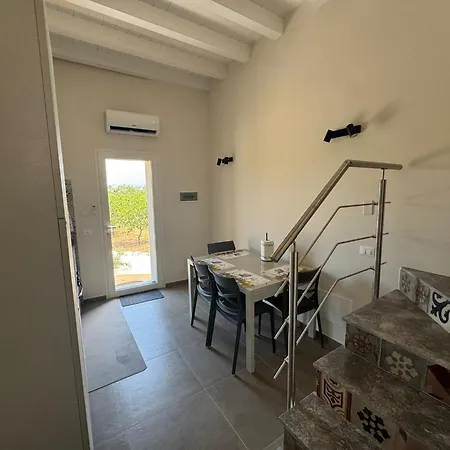 בית נופש Vacanze Parisi *