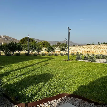 Vacanze Parisi בגרייה